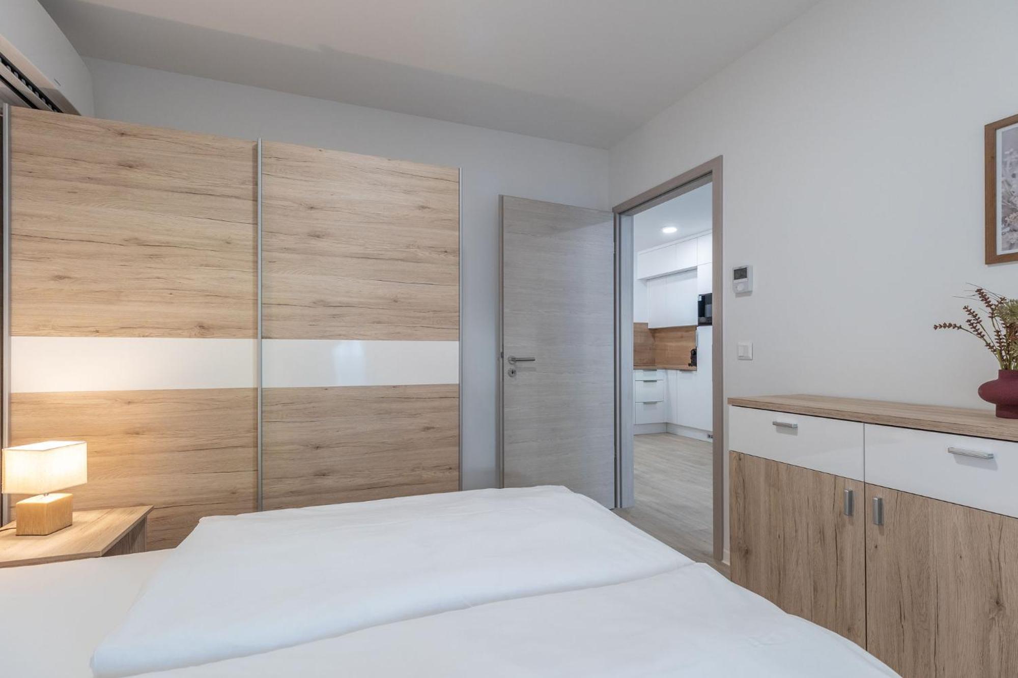 Casa Romana Apartmanok Siofok By Bltn 外观 照片